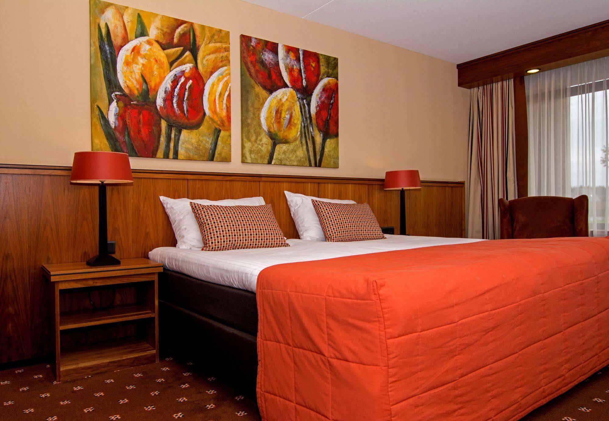 Hotel Van Der Valk Wolvega-Heerenveen Extérieur photo