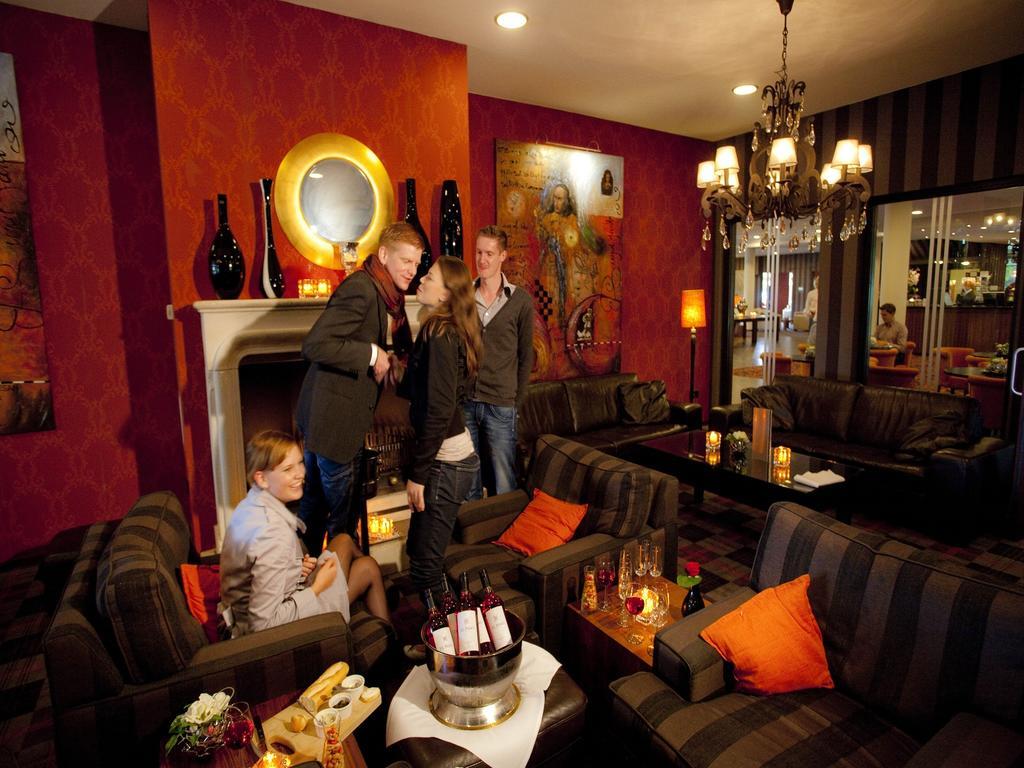 Hotel Van Der Valk Wolvega-Heerenveen Extérieur photo