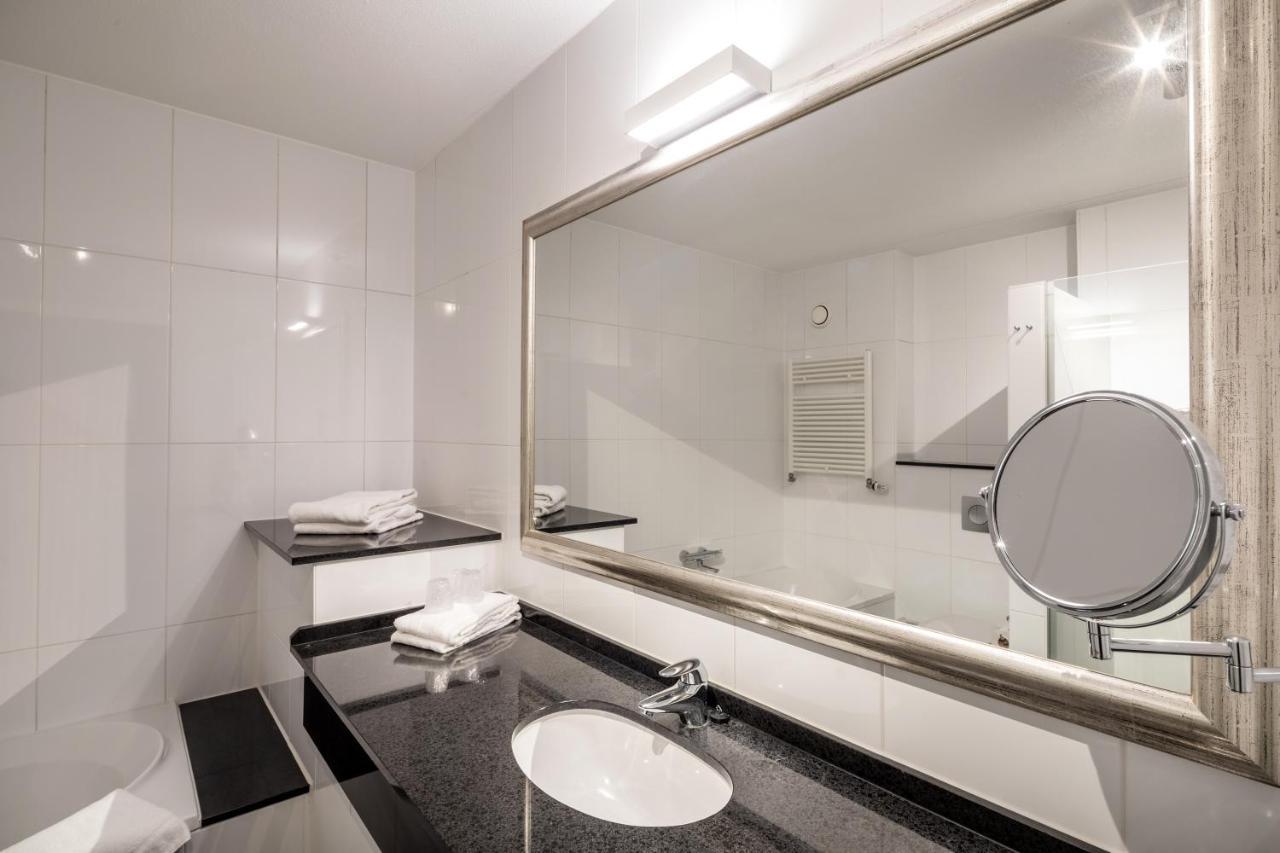 Hotel Van Der Valk Wolvega-Heerenveen Extérieur photo